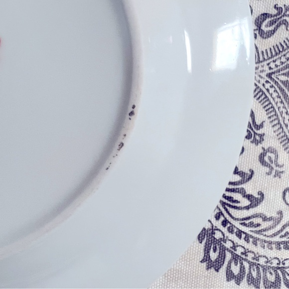 Disney Mickey Mouse Christmas Sketch saucers(4) & 1 large, Excellent Condition - Picture 3 of 3